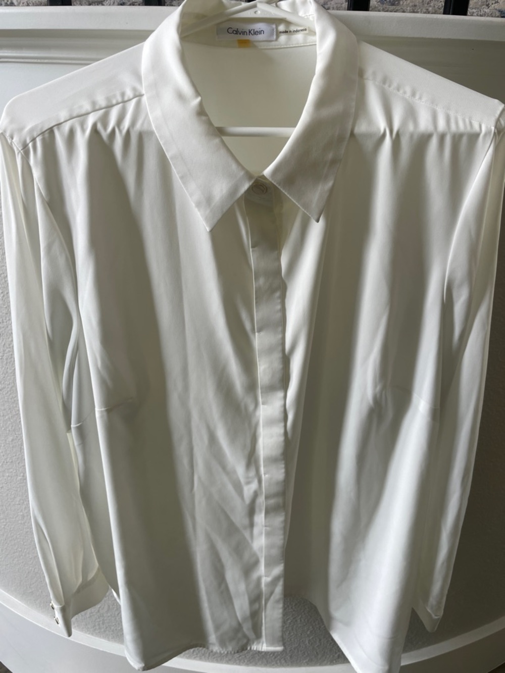 Calvin Klein Women’s Ivory Button-Down Shirt